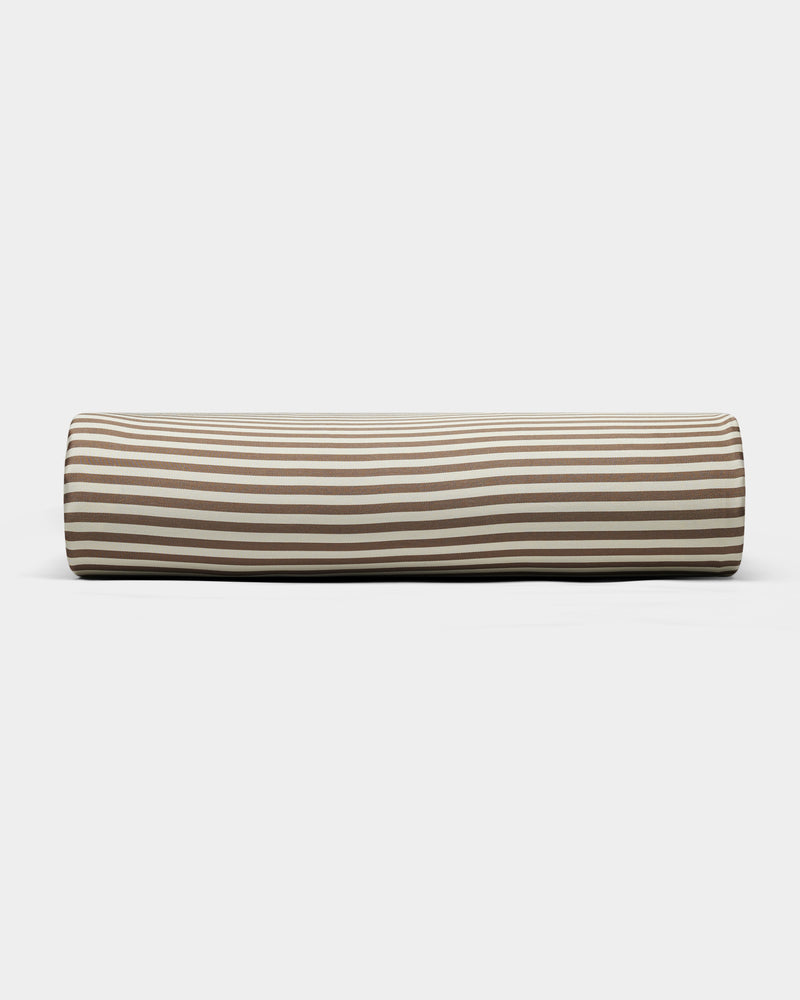 The Cozy Earth Bamboo Sheet Set is displayed against a plain white background.