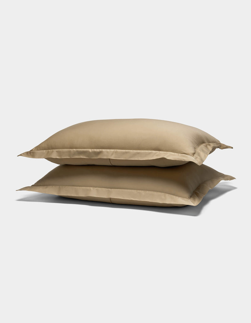The Cozy Earth Soft-Wash Cotton Duvet Set is displayed stacked against a plain white background.